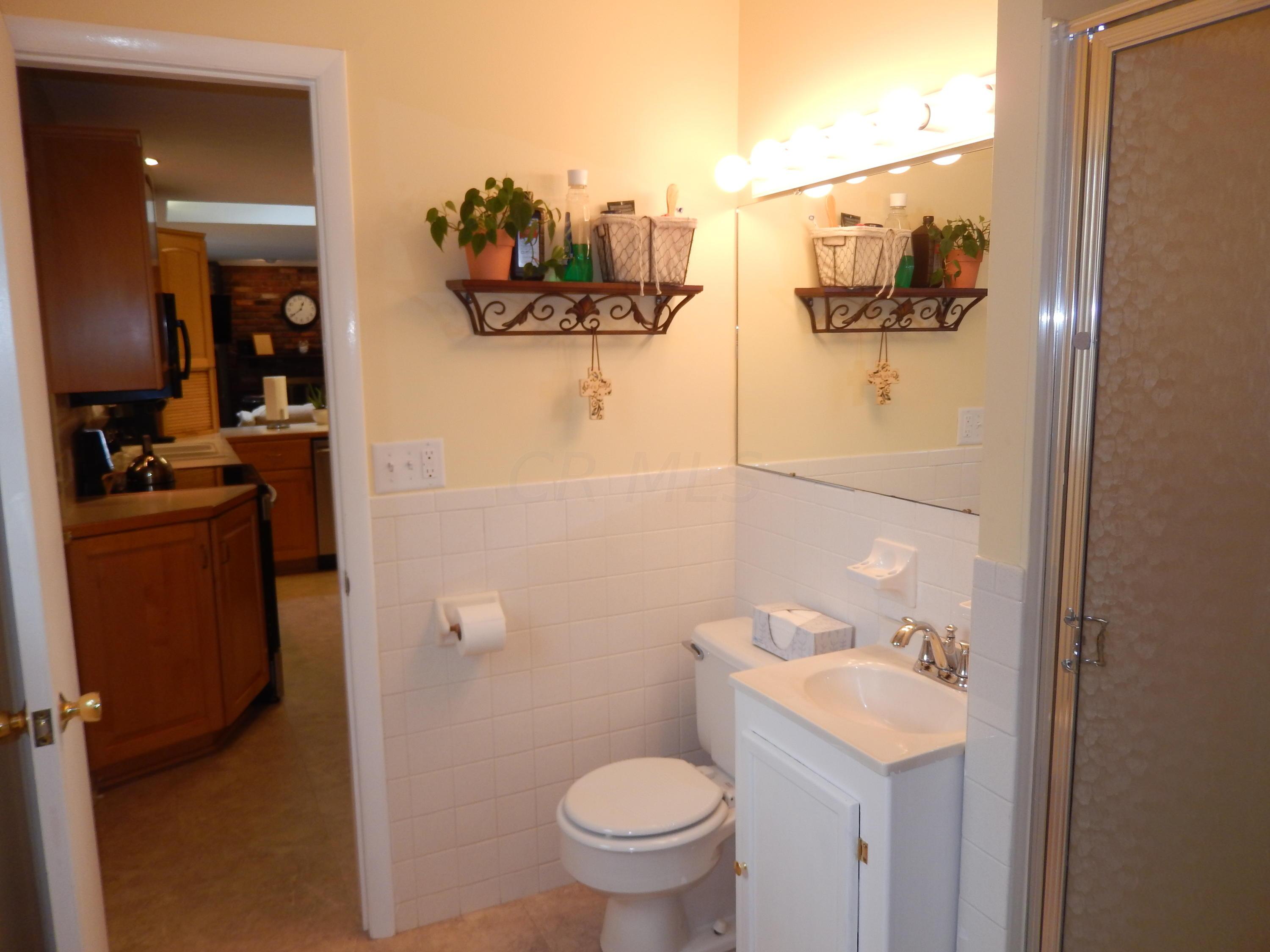 5004 Shadycrest Road Columbus, OH 43229 - Photo 23 of 47 Gallery Image 23