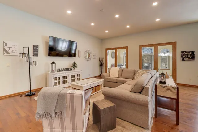 $765,000 | 23612 113th Street, Salem Lakes, WI 53179