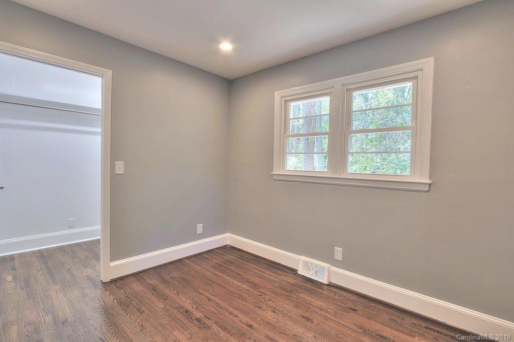 3810 Colebrook Road Charlotte, NC 28215 - Photo 12 of 22 Gallery Image 12
