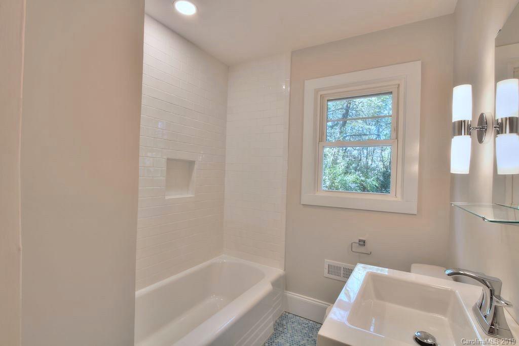 3810 Colebrook Road Charlotte, NC 28215 - Photo 18 of 22 Gallery Image 18