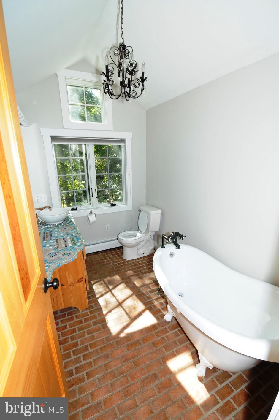 710 Bosley Road Cockeysville, MD 21030 - Photo 16 of 30 Bath