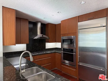 $5,300 | 3141 Michelson Drive, Unit 1506, Irvine, CA 92612