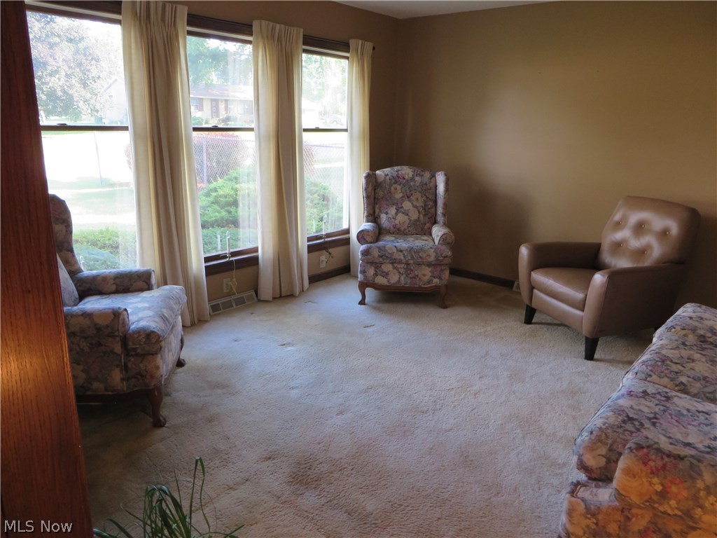 5211 Trent Road Northwest Canton, OH 44708 - Photo 16 of 19 Gallery Image 16