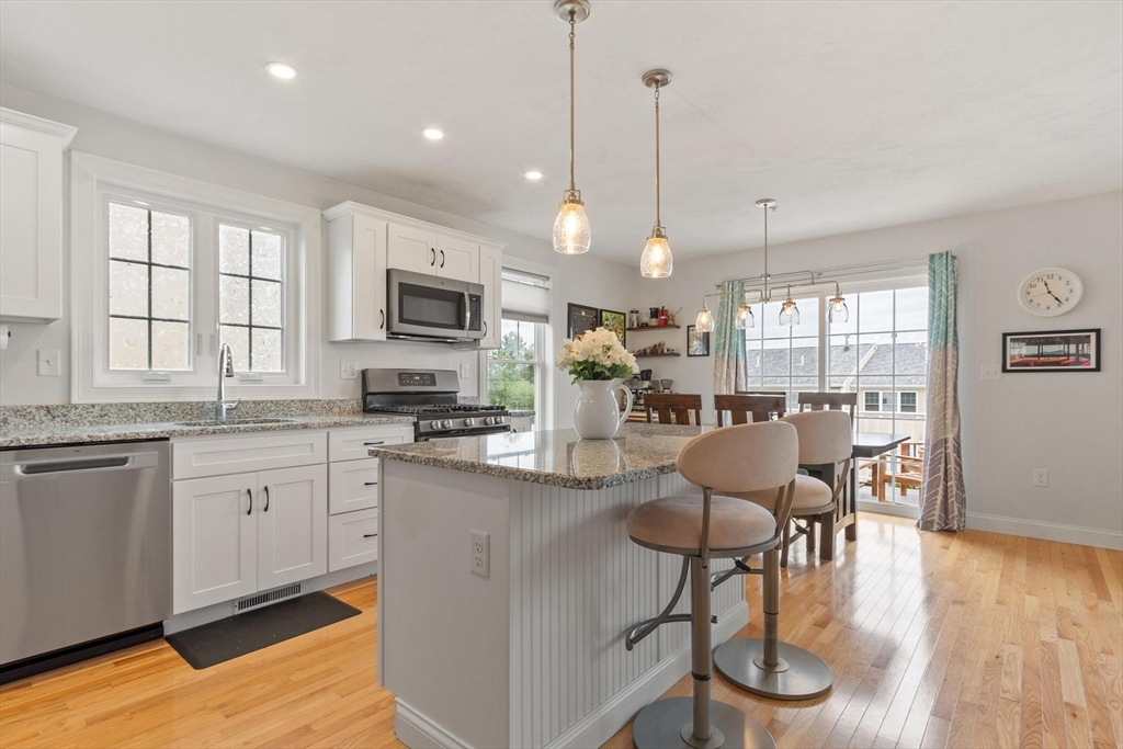 1208 Hazelwood Way Clinton, MA 01510 - Photo 5 of 25