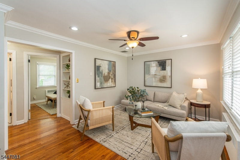 37 Evans Road Bloomfield, NJ 07003 - Photo 3 of 45