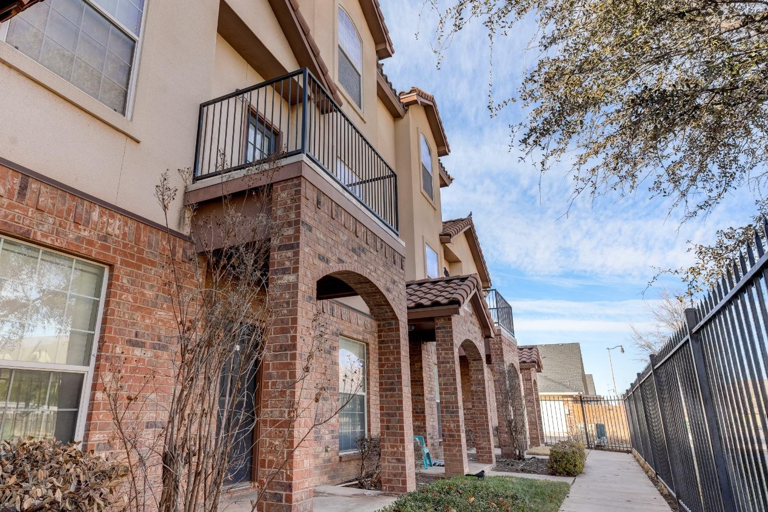 2102 Main Street, Unit 5 Lubbock, TX 79401 - Photo 5 of 27 a view of entryway with a front door