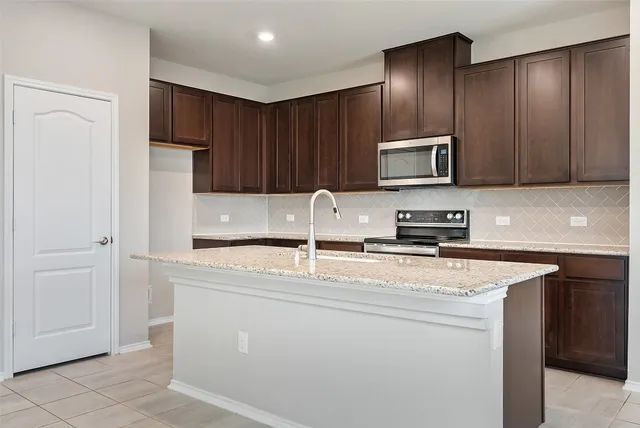 $425,000 | 112 Kulmbacher Drive, Austin, TX 78728