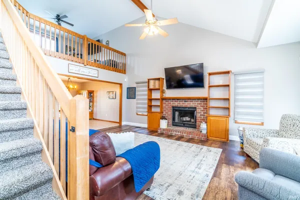 $309,900 | 4015 Woodfield Run, New Haven, IN 46806