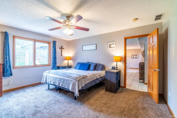 $309,900 | 4015 Woodfield Run, New Haven, IN 46806
