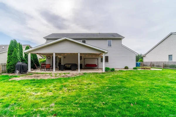 $309,900 | 4015 Woodfield Run, New Haven, IN 46806