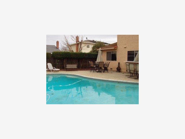 755 West 9th Street Gilroy, CA 95020 - Photo 3 of 9