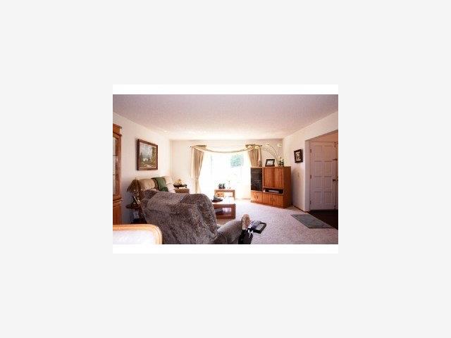 755 West 9th Street Gilroy, CA 95020 - Photo 4 of 9