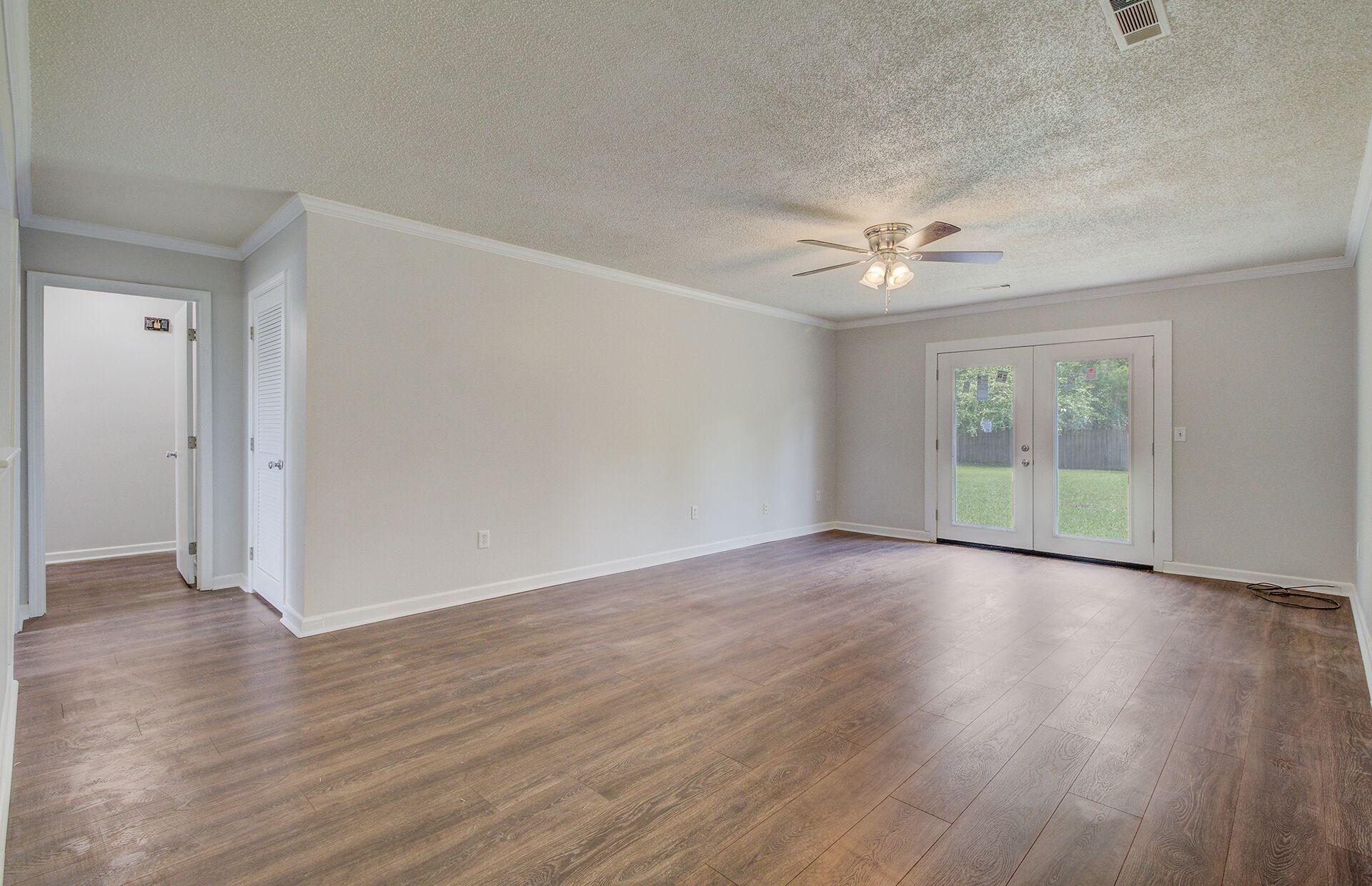 903 Mountain Pine Road Moncks Corner, SC 29461 - Photo 3 of 18 kuobTKI8