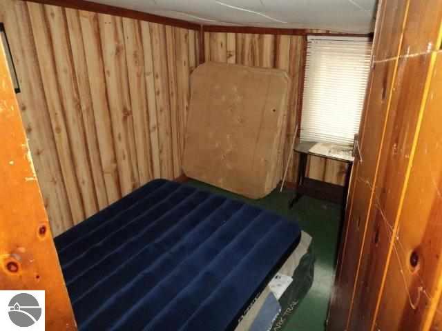6015 Kniss Road Southeast Kalkaska, MI 49646 - Photo 15 of 19 1740612-14.JPG