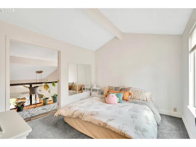 $337,000 | 11746 Southwest Boones Bend Drive, Beaverton, OR 97008