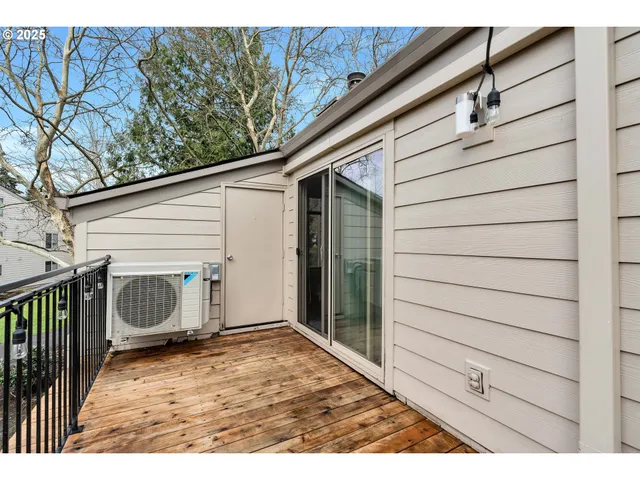 $337,000 | 11746 Southwest Boones Bend Drive, Beaverton, OR 97008