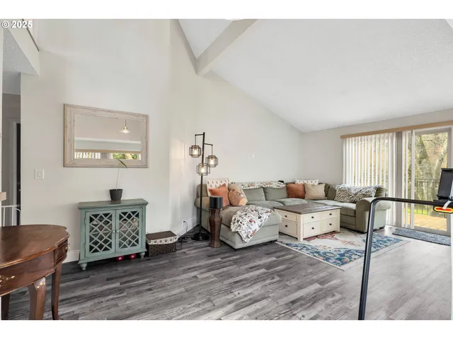 $337,000 | 11746 Southwest Boones Bend Drive, Beaverton, OR 97008