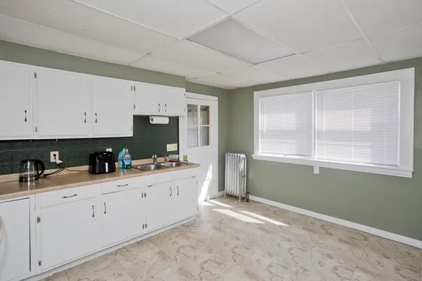$399,900 | 32 Chateaugay Street, Chicopee, MA 01020