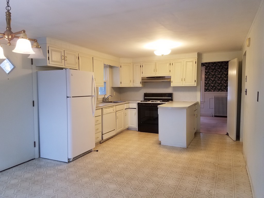 7 Bellaire Road Boston, MA 02132 - Photo 14 of 19 Gallery Image 14