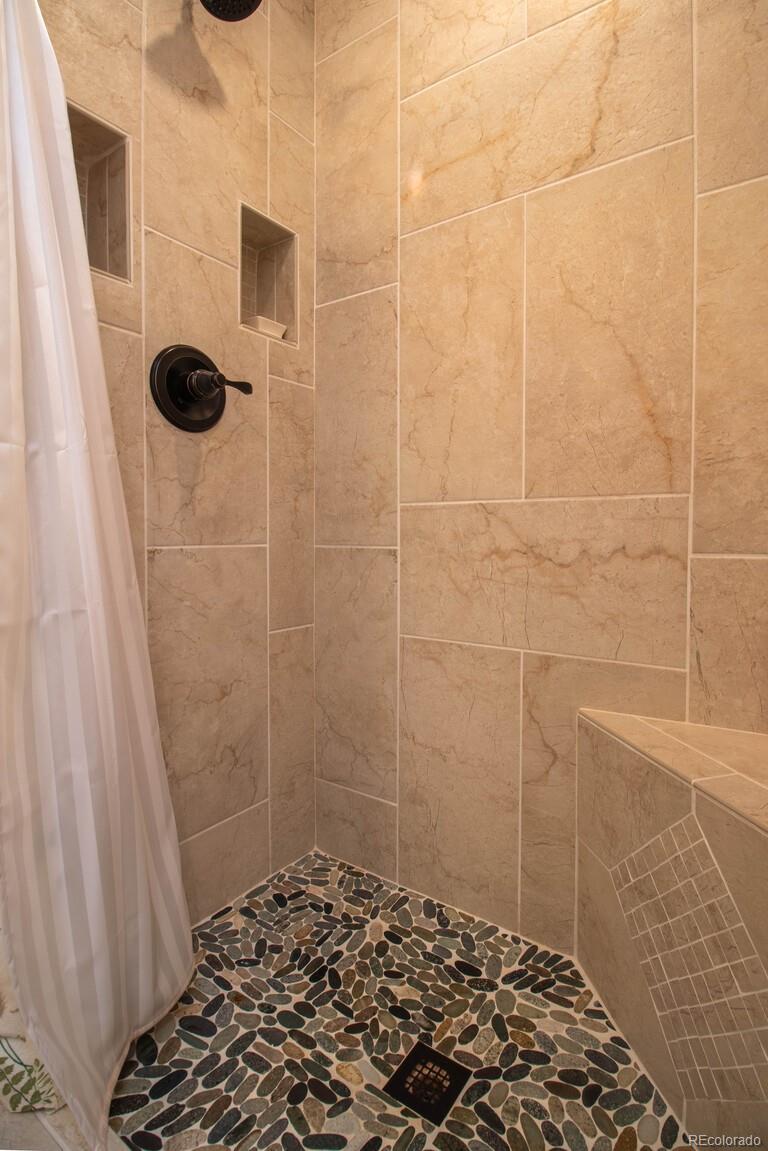 8738 Yellowstone Road Longmont, CO 80503 - Photo 16 of 40 Gallery Image 16