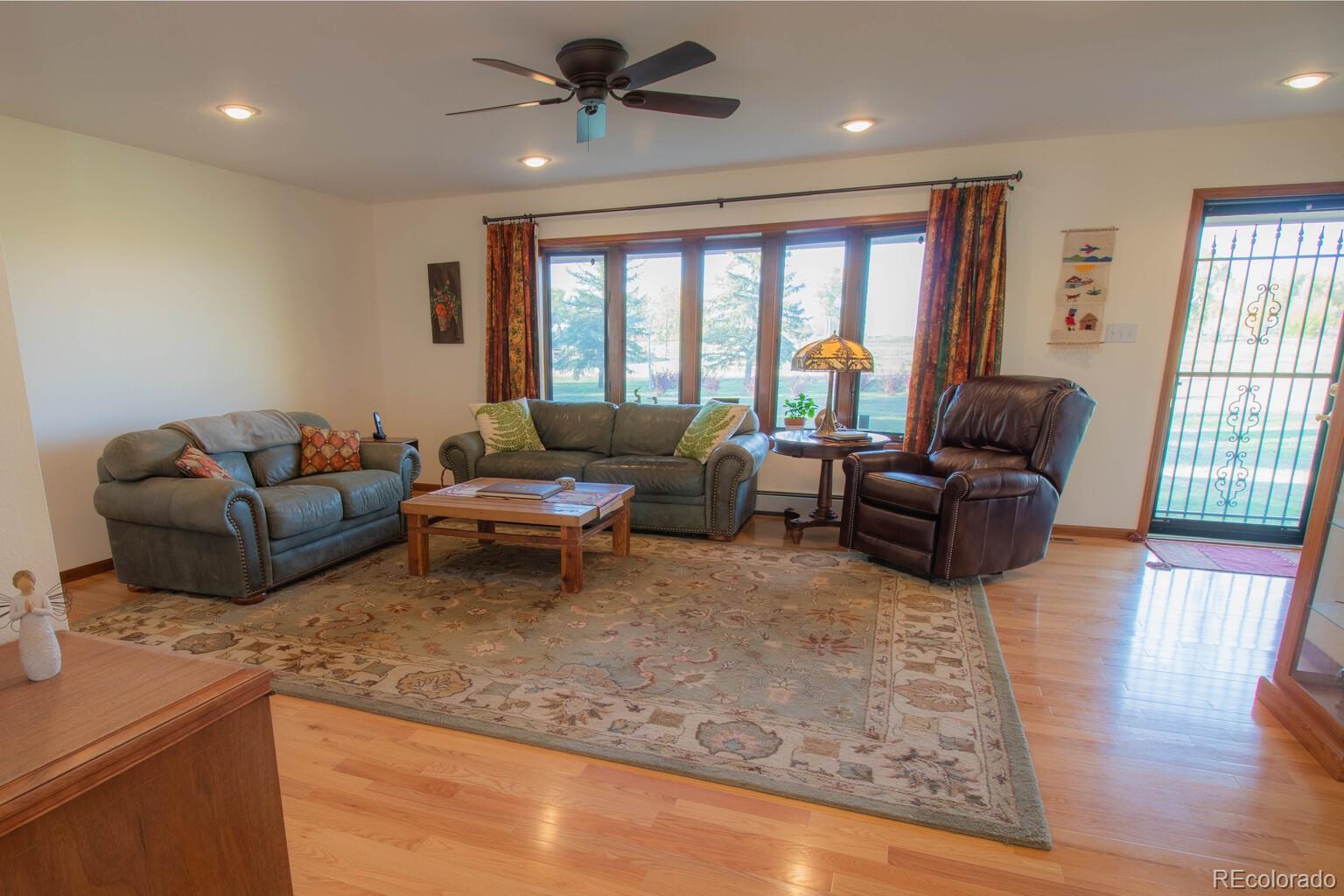 8738 Yellowstone Road Longmont, CO 80503 - Photo 3 of 40 Gallery Image 3