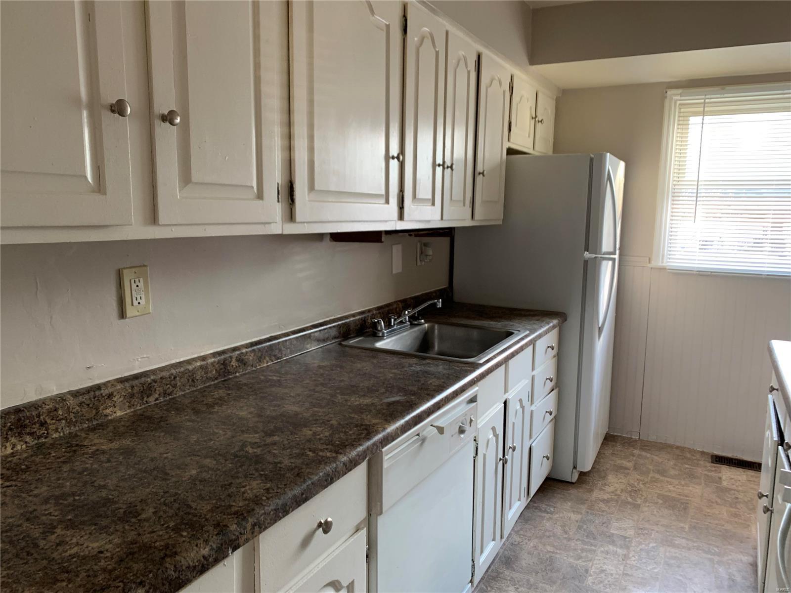 326 Lancashire Road St. Louis, MO 63137 - Photo 12 of 17 Gallery Image 12