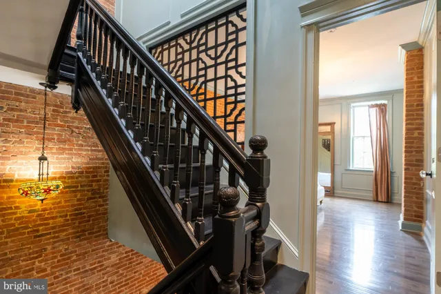 a view of an entryway