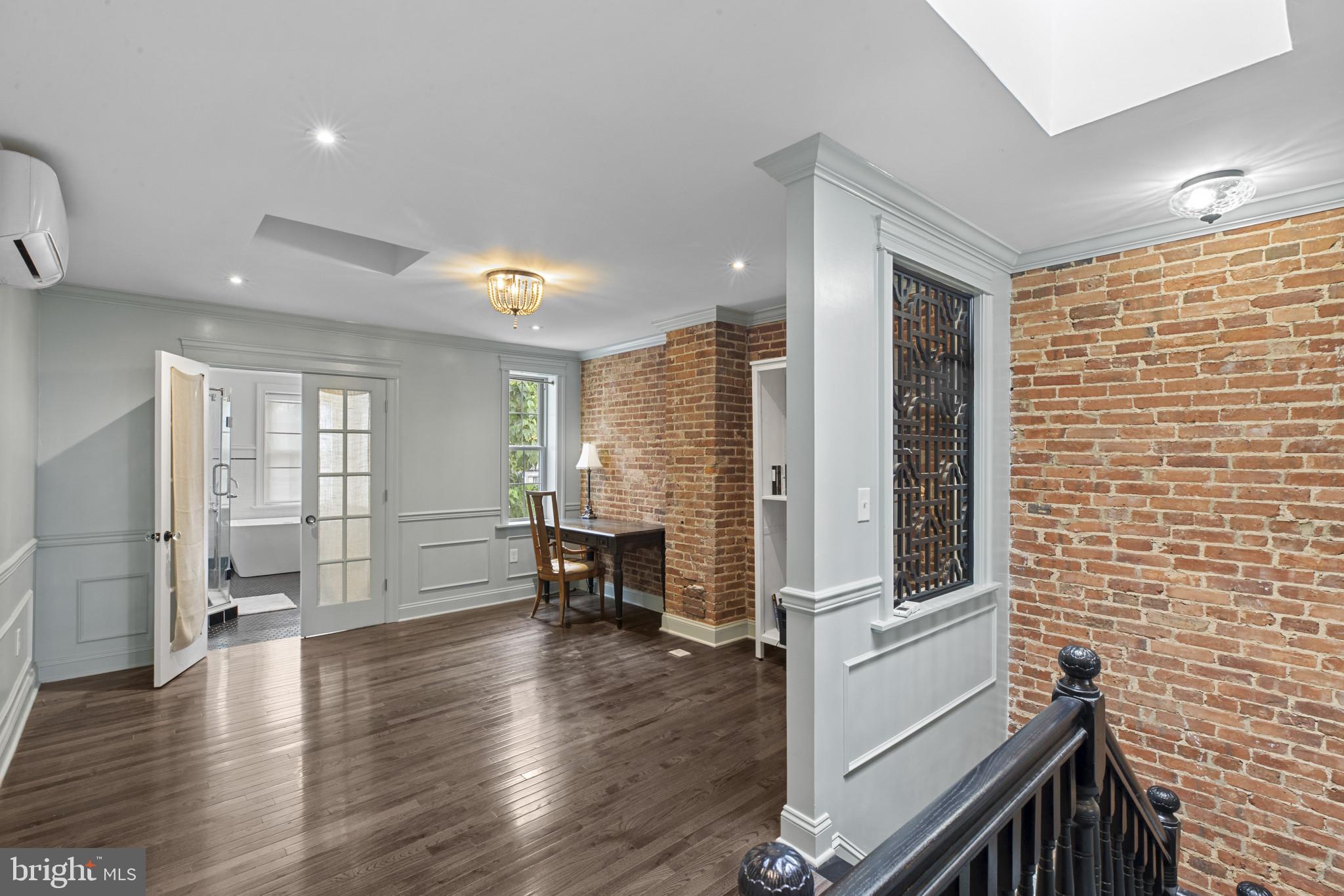 420 East Biddle Street Baltimore, MD 21202 - Photo 29 of 47 a view of kitchen with furniture and wooden floor