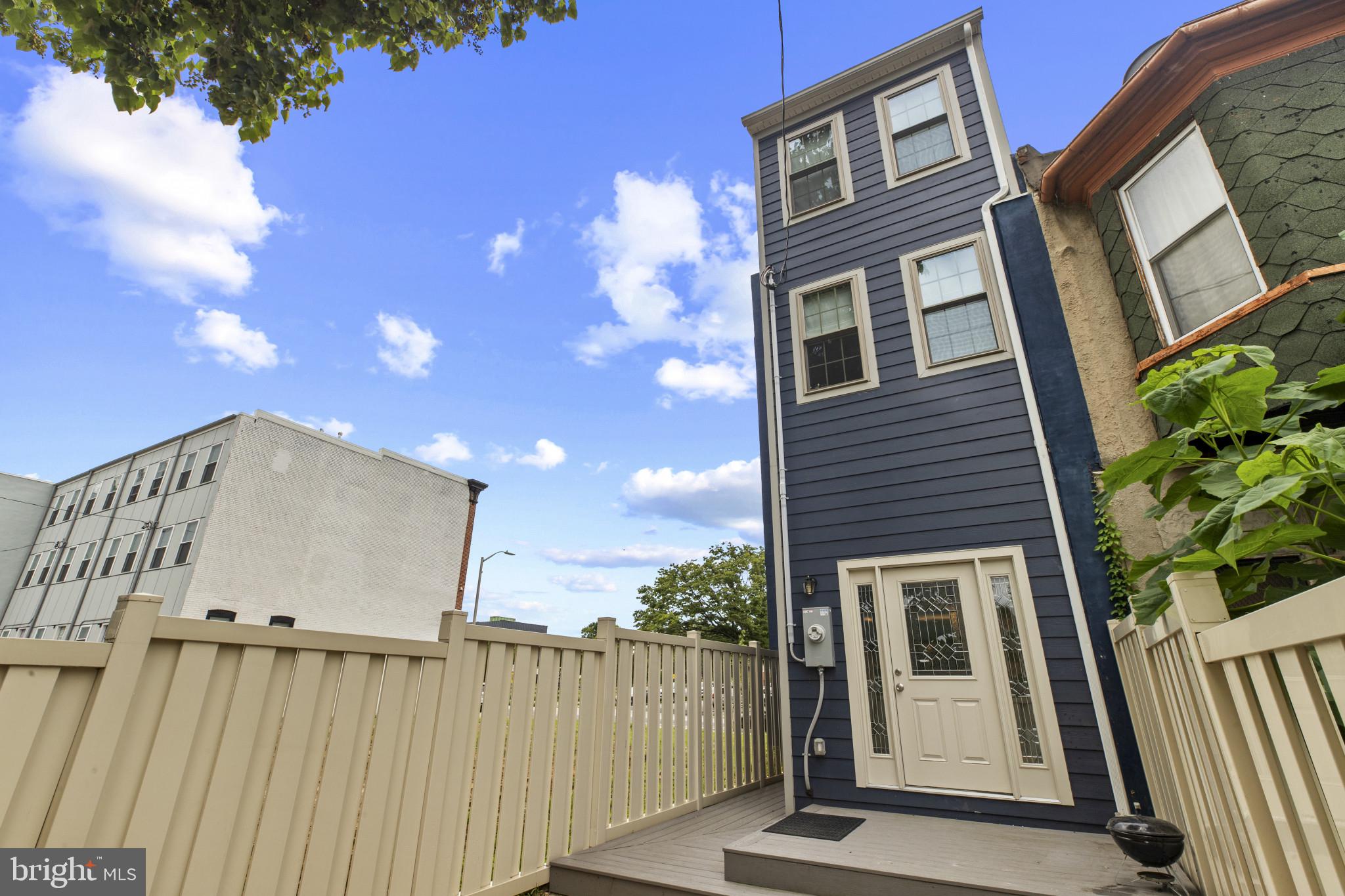 420 East Biddle Street Baltimore, MD 21202 - Photo 40 of 47 a view of a house with a street