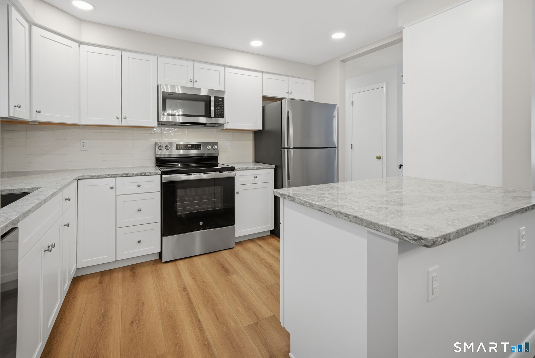 9 Wheelock Road Ellington, CT 06029 - Photo 6 of 31