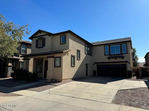 $1,995 | 4225 West Irwin Avenue, Phoenix, AZ 85041