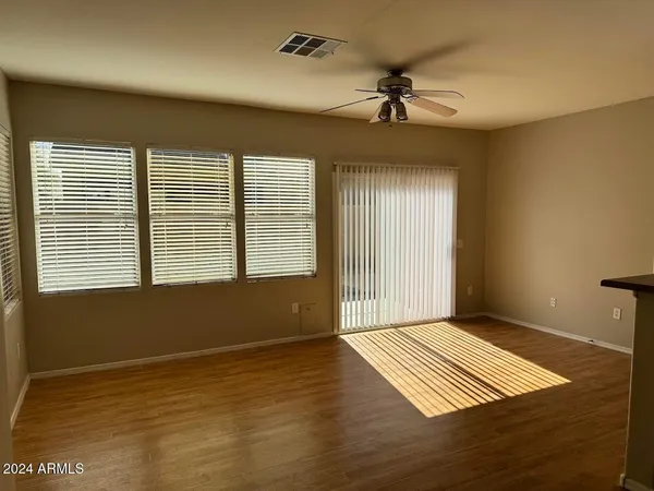 $1,995 | 4225 West Irwin Avenue, Phoenix, AZ 85041