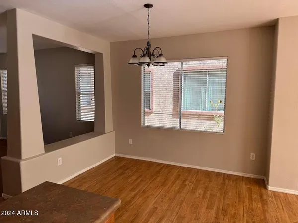 $1,995 | 4225 West Irwin Avenue, Phoenix, AZ 85041