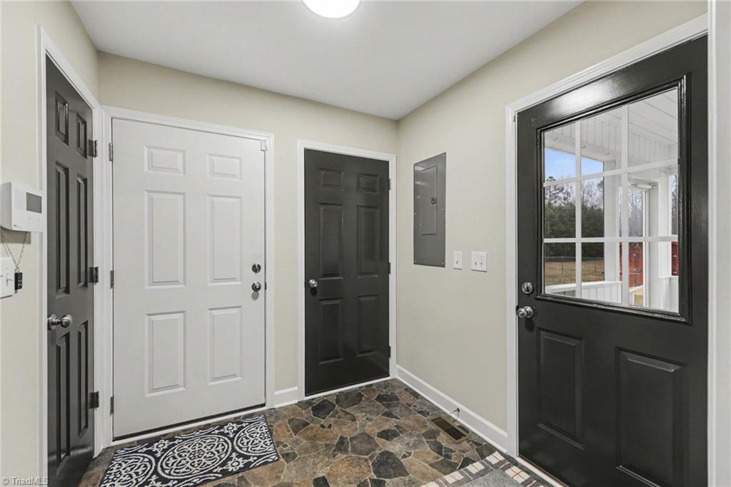5421 Waynick Meadow Road Asheboro, NC 27205 - Photo 18 of 28 Entry from garage and to back patio