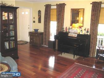 630 Griffiths Road Warrington, PA 18976 - Photo 4 of 12 Living Room