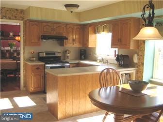 630 Griffiths Road Warrington, PA 18976 - Photo 7 of 12 Kitchen
