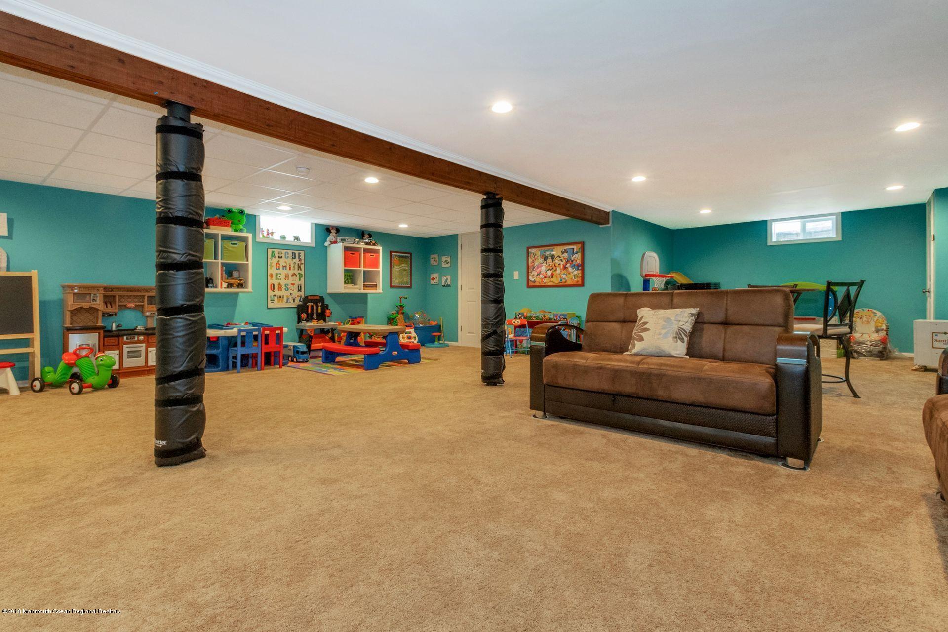542 A Line Road, Unit A Holmdel, NJ 07733 - Photo 13 of 38 13