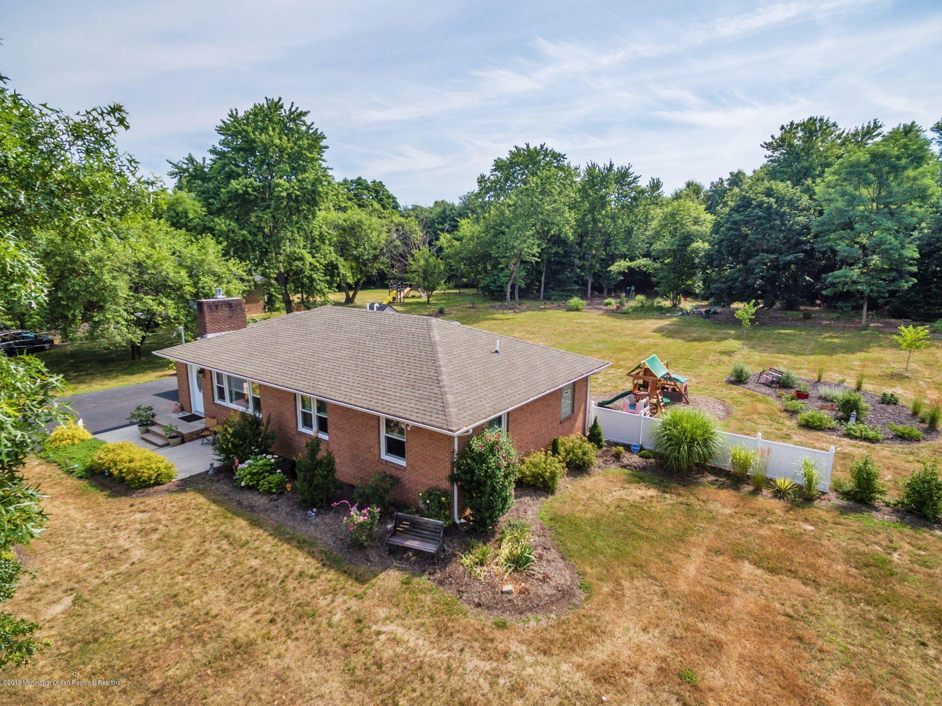 542 A Line Road, Unit A Holmdel, NJ 07733 - Photo 26 of 38 26