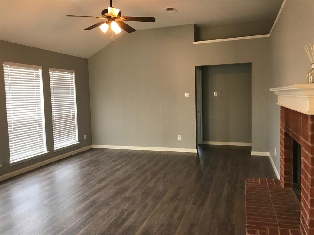 3305 Rustic Meadow Trail Mansfield, TX 76063 - Photo 3 of 12