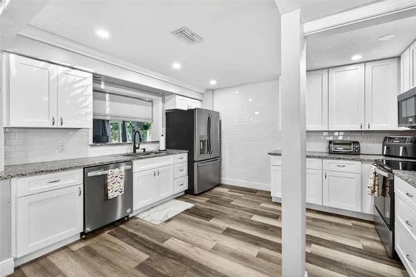 $635,000 | 13589 101st Terrace, Seminole, FL 33776