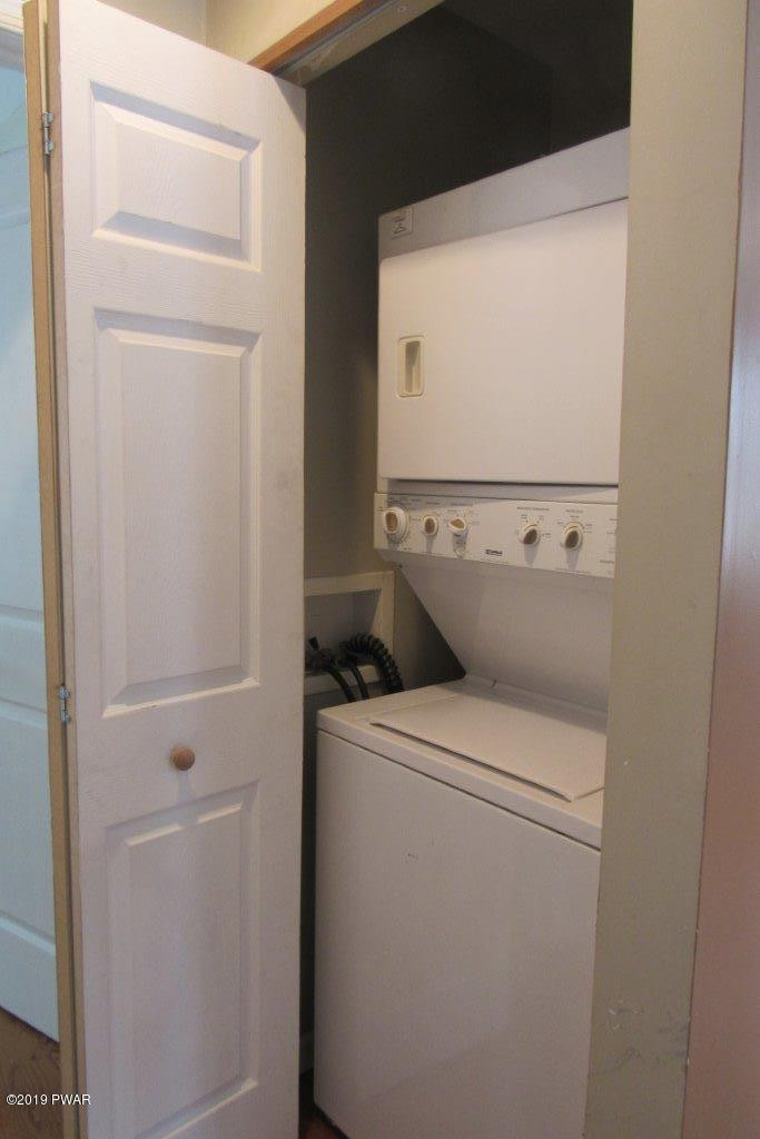 134 White Deer Road Milford, PA 18337 - Photo 24 of 24 Washer Dryer 3