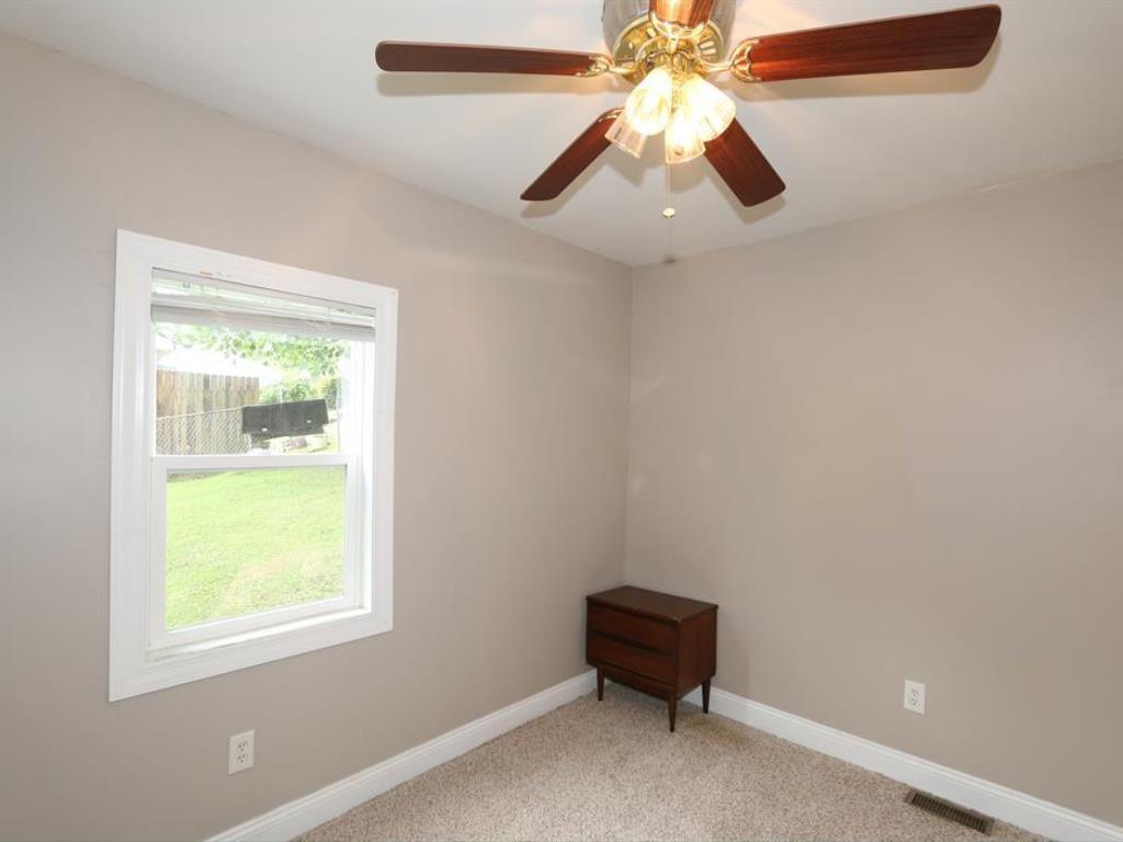 1692 Independence Road Independence, KY 41051 - Photo 11 of 17