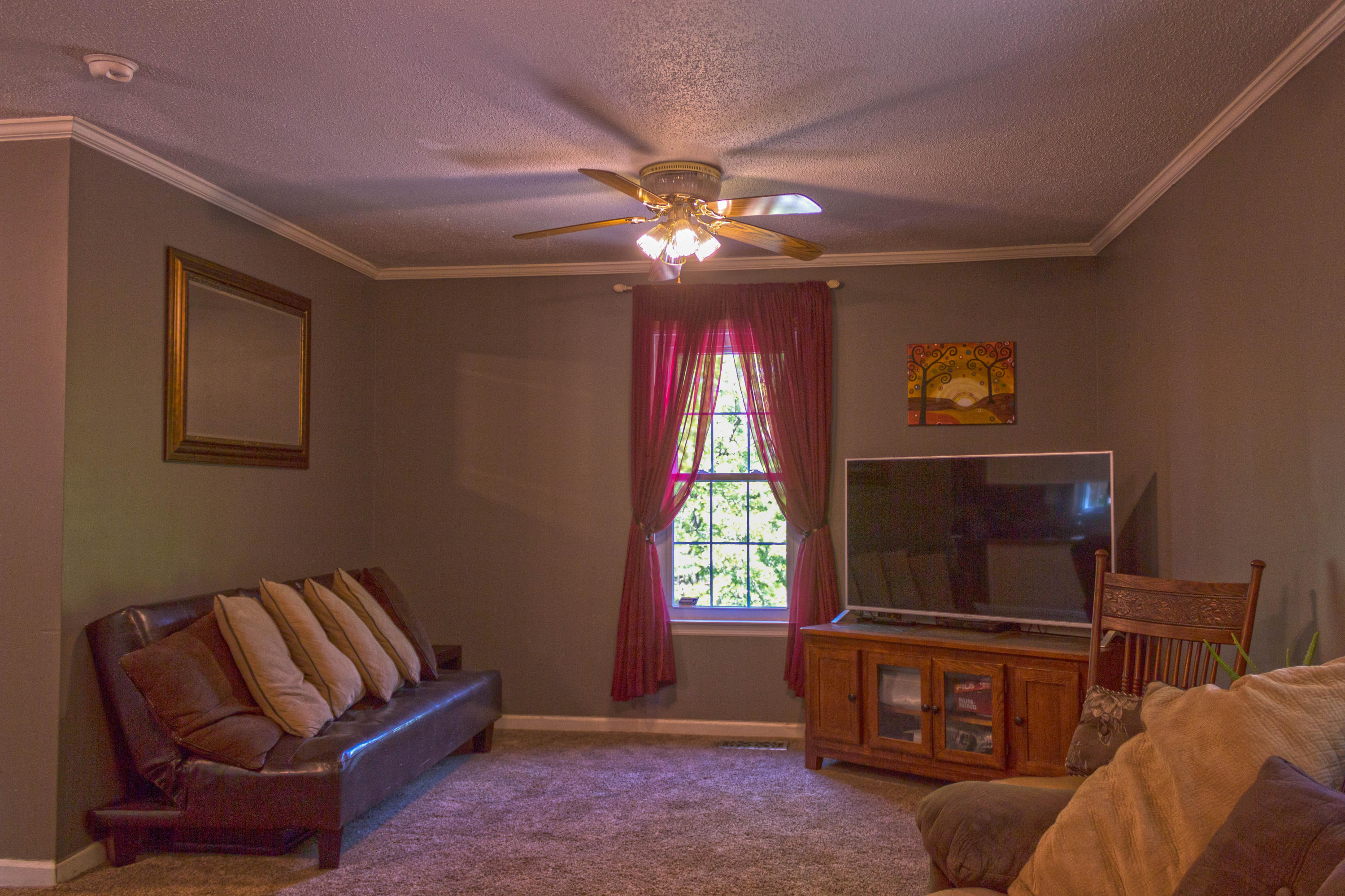 1916 Morris Hill Road Chattanooga, TN 37421 - Photo 19 of 50 Living Room 4 HDR