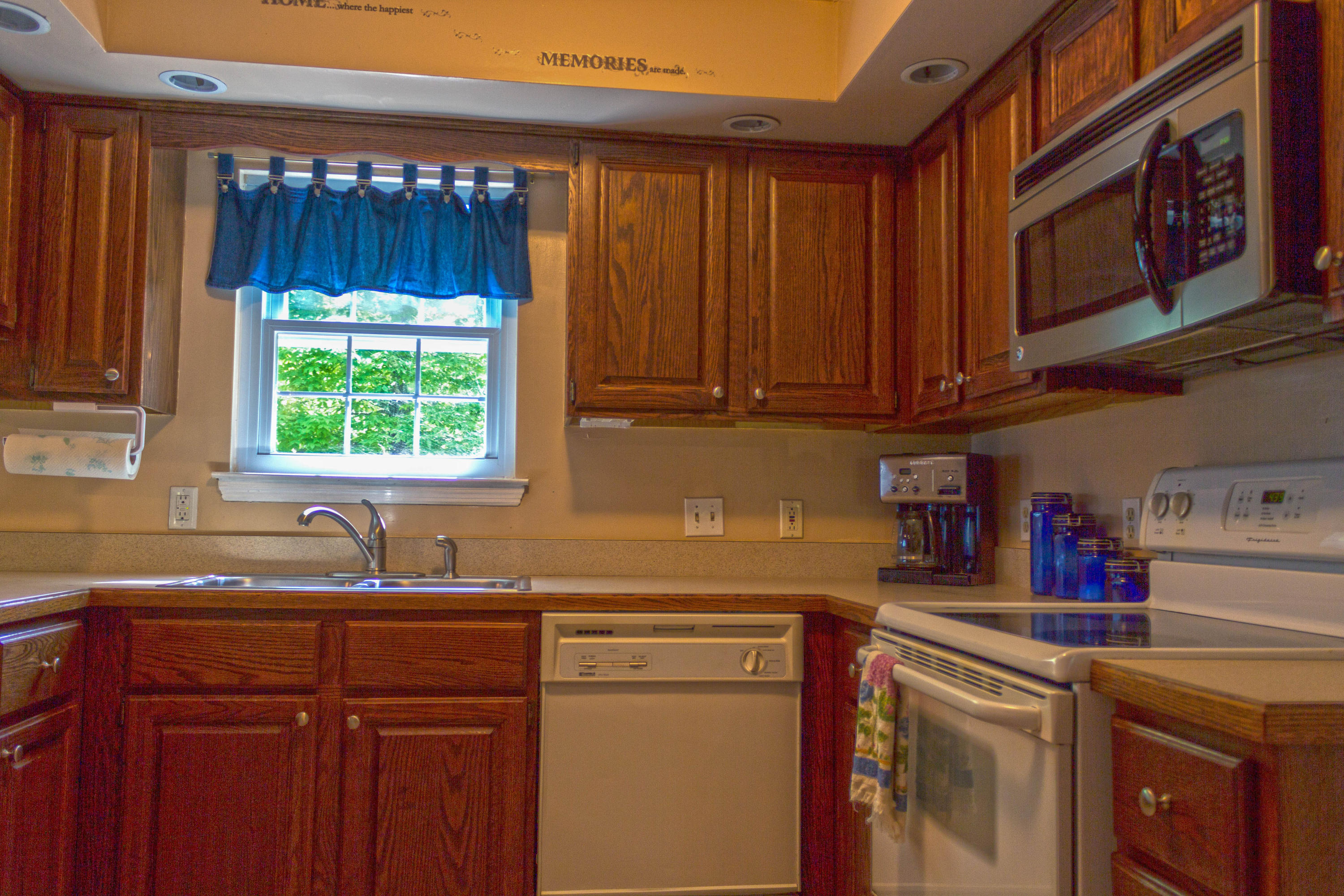 1916 Morris Hill Road Chattanooga, TN 37421 - Photo 23 of 50 Kitchen 3 HDR