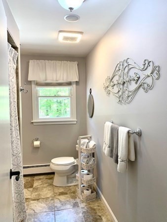 346 Taylor Road Stow, MA 01775 - Photo 12 of 17