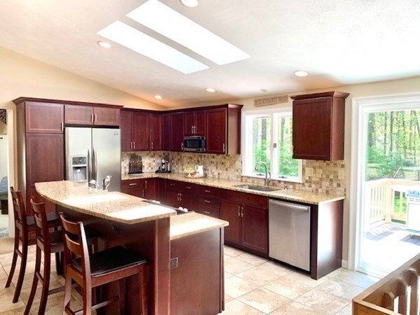 346 Taylor Road Stow, MA 01775 - Photo 2 of 17