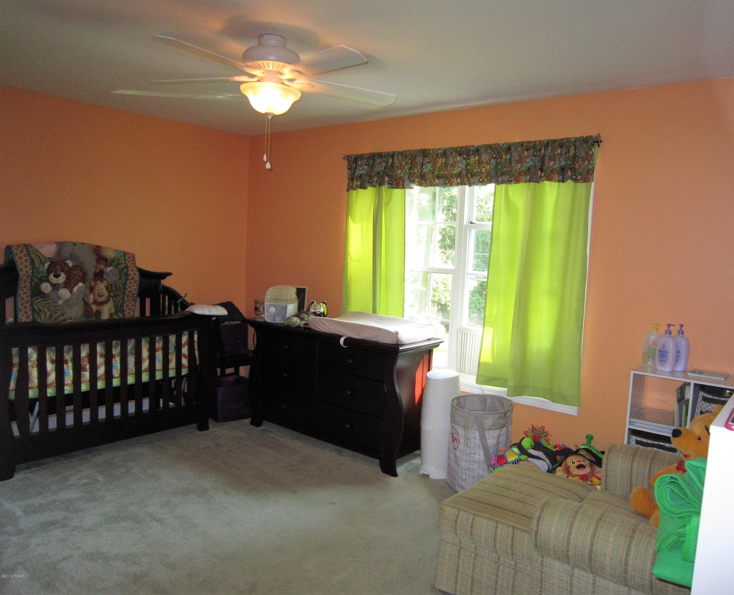 103 Rim Court Milford, PA 18337 - Photo 13 of 16