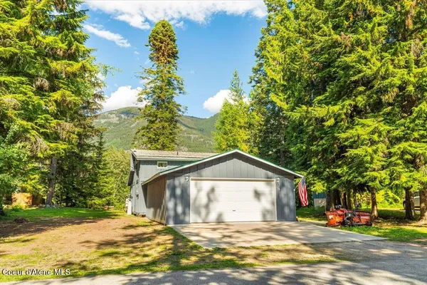 $425,000 | 136 Holly Drive, Troy, MT 59935