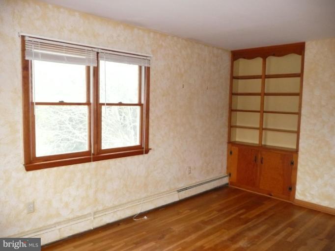 5526 Whitehall Road Cambridge, MD 21613 - Photo 9 of 18 Bedroom #1