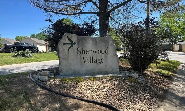 $185,000 | 2817 Northwest 3rd Terrace, Blue Springs, MO 64014